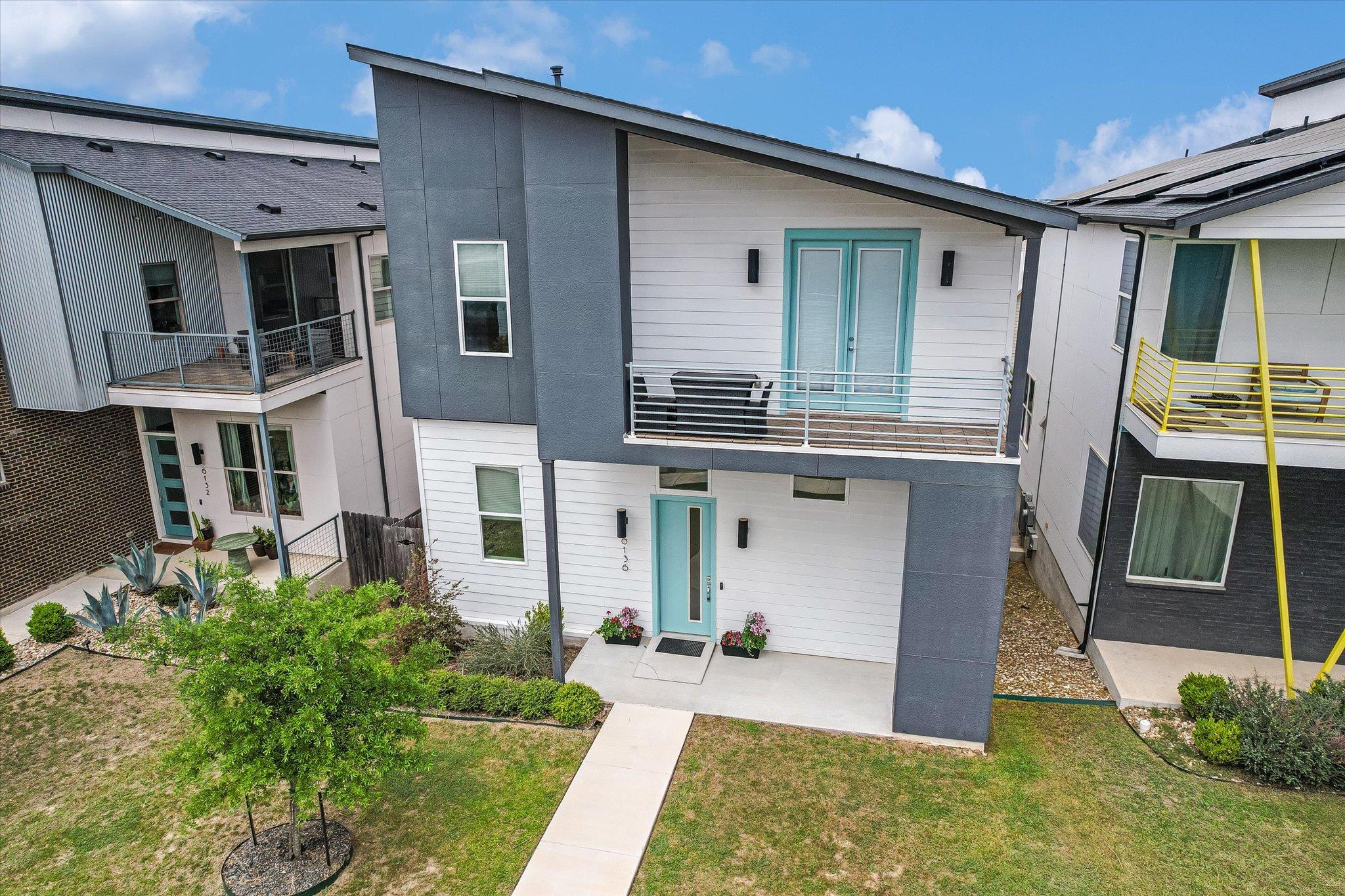 6136 Florencia LN, Austin, TX 78724