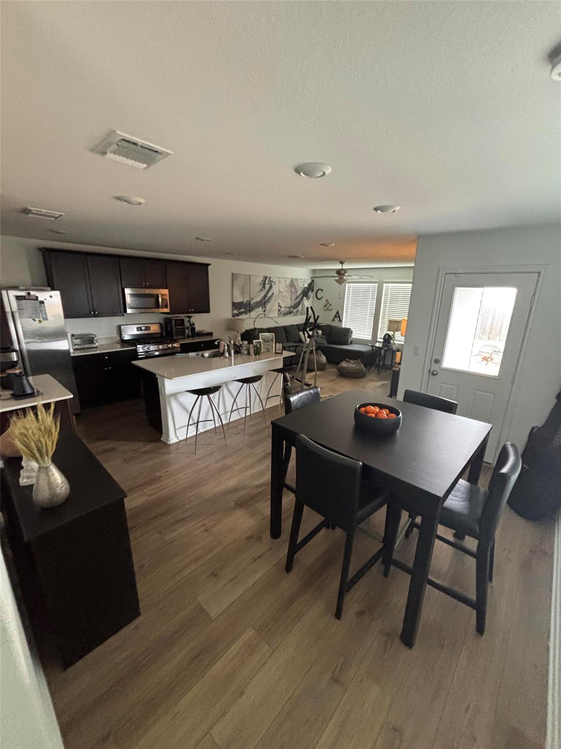 7120 Sparkling Light DR #B, Del Valle, TX 78617
