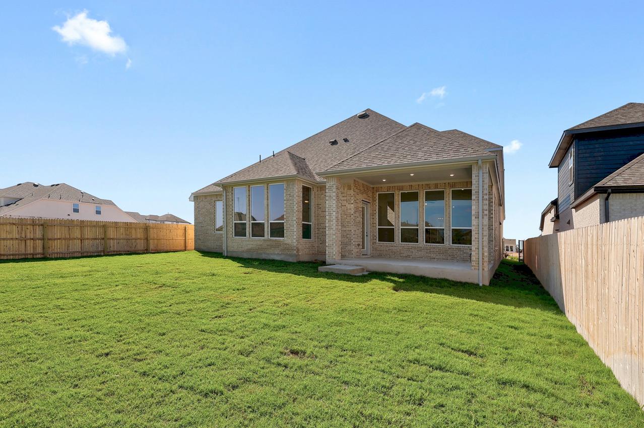 212 Borrego BND, Liberty Hill, TX 78642