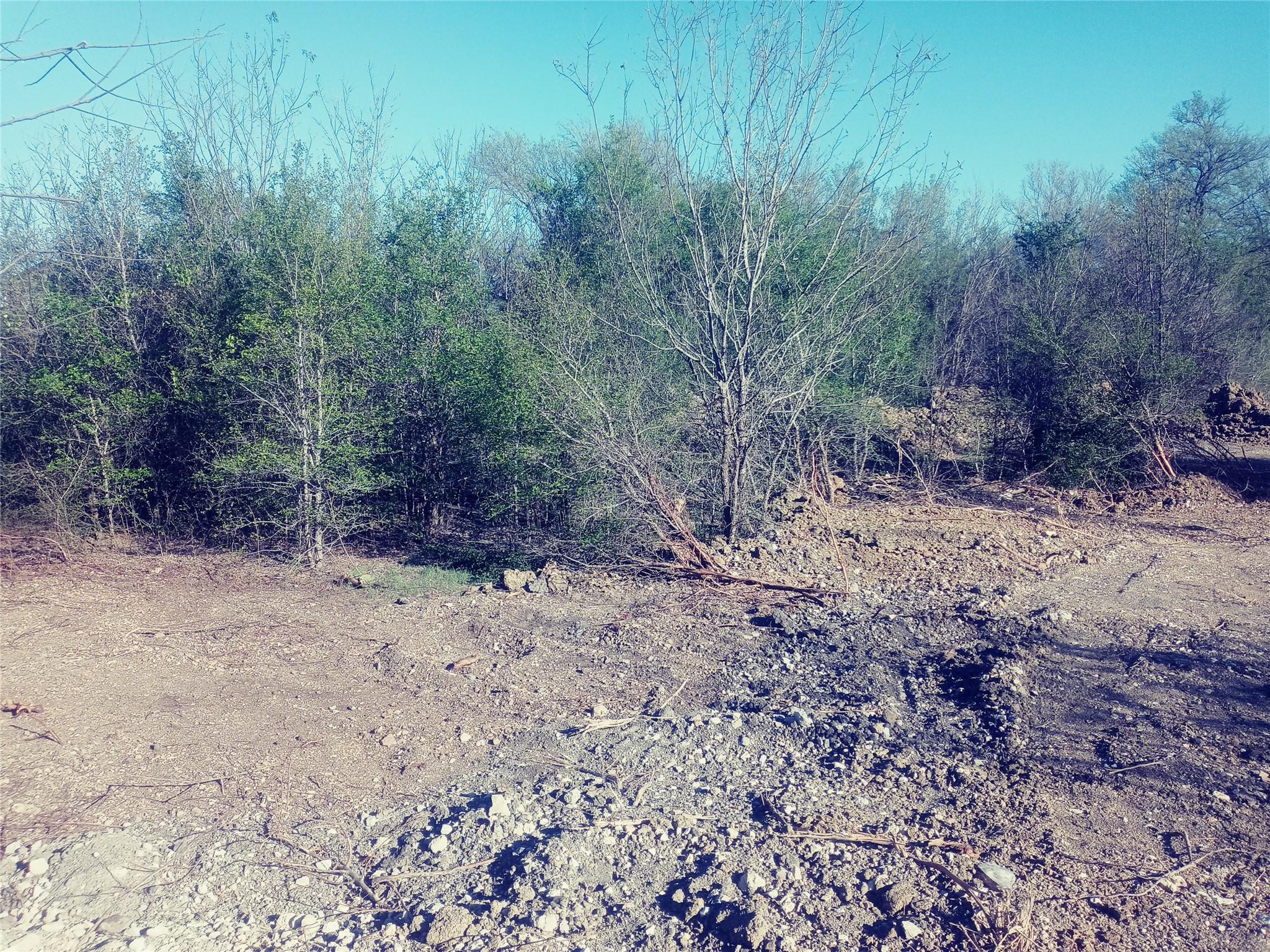 8818 Elroy RD, Del Valle, TX 78617