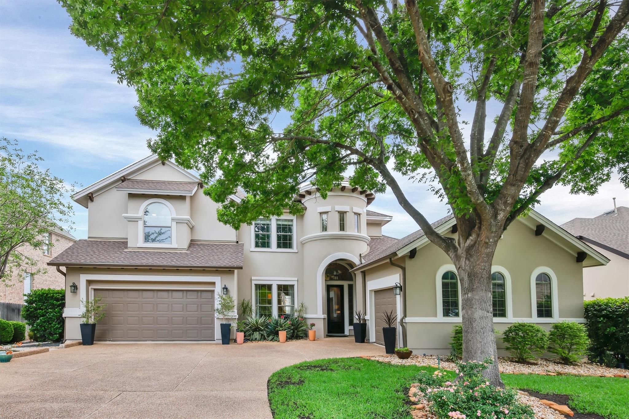 2000 Rio Mesa DR, Austin, TX 78732