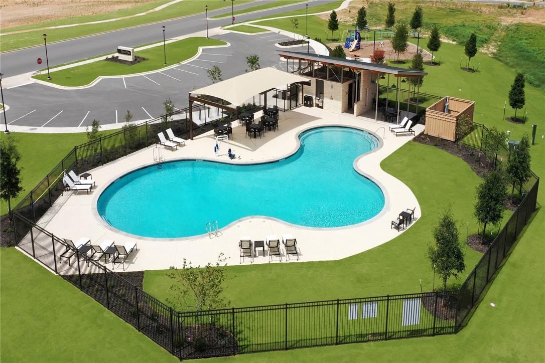 115 Red Oak PL, Bastrop, TX 78602
