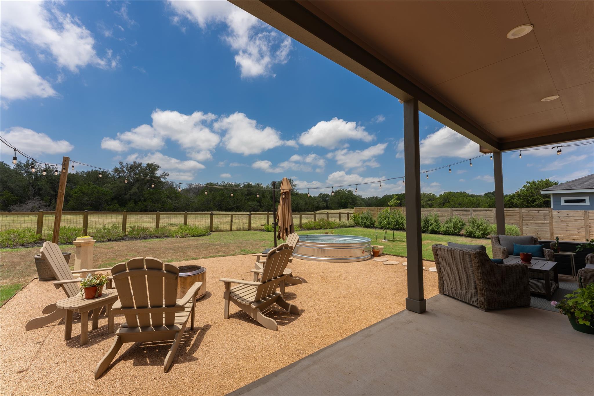 32 Acacia DR, Wimberley, TX 78676