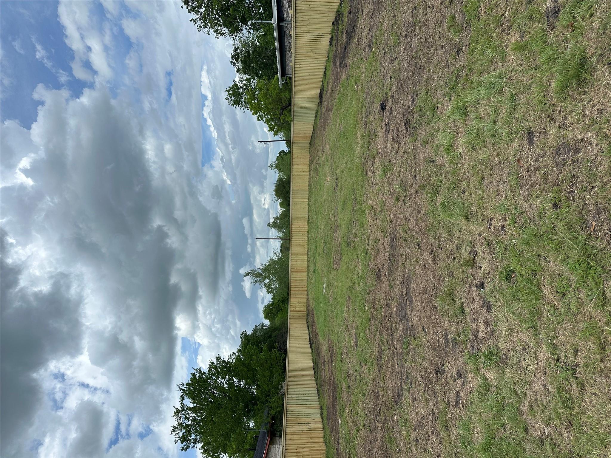 1310 Marshall ST, Taylor, TX 76574