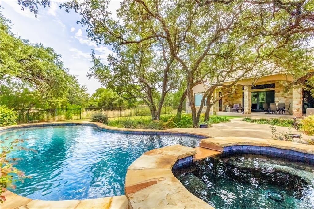 241 Onion Creek LN, Driftwood, TX 78619