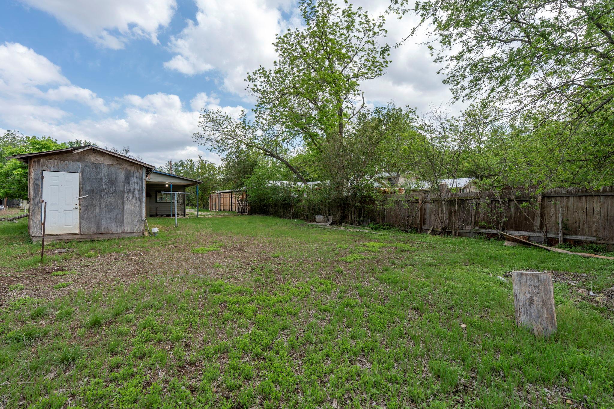 1130 Gravel ST, San Marcos, TX 78666