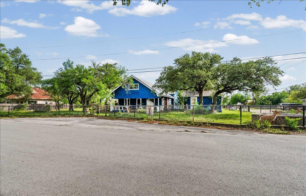 316 Mesquite ST, Bertram, TX 78605