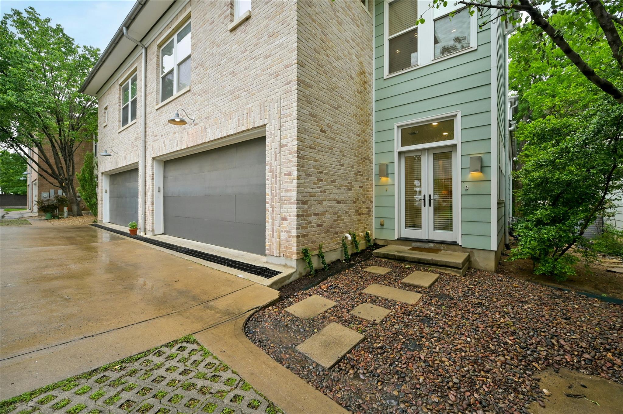 1205 Norwalk LN #D, Austin, TX 78703