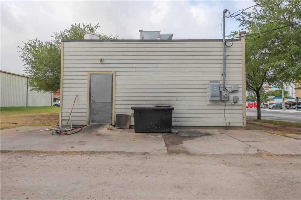 100 E Parsons ST, Manor, TX 78653