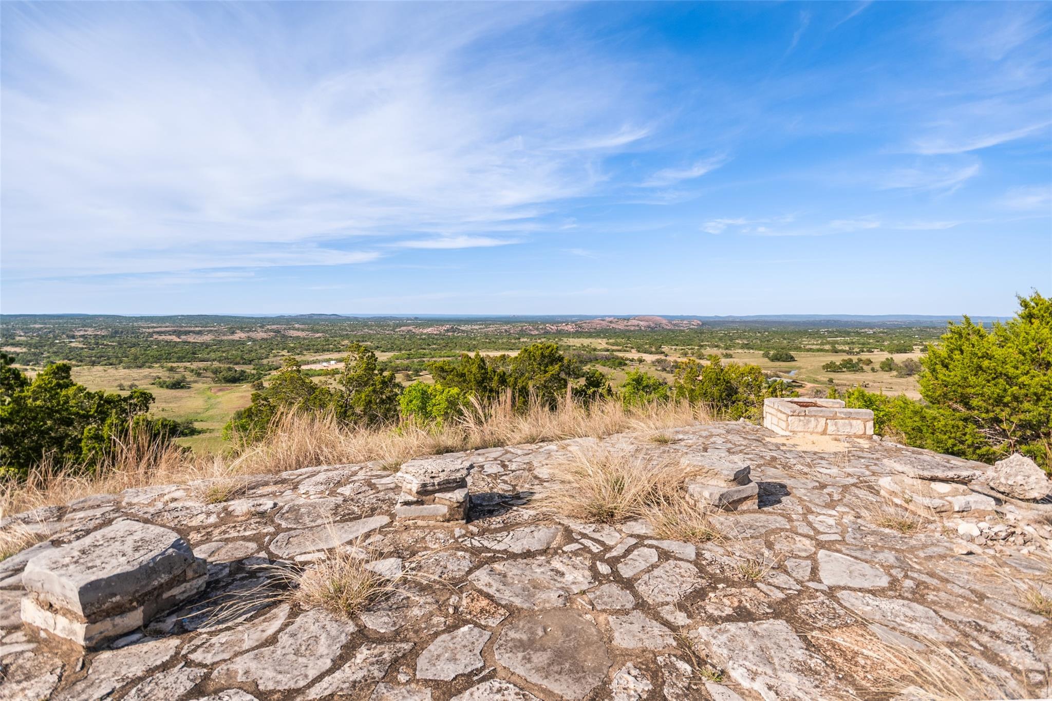 743 Welgehausen RD, Fredericksburg, TX 78624