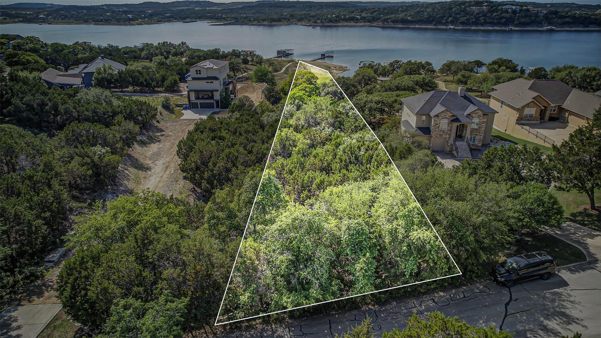 400 Lakefront DR, Lago Vista, TX 78645