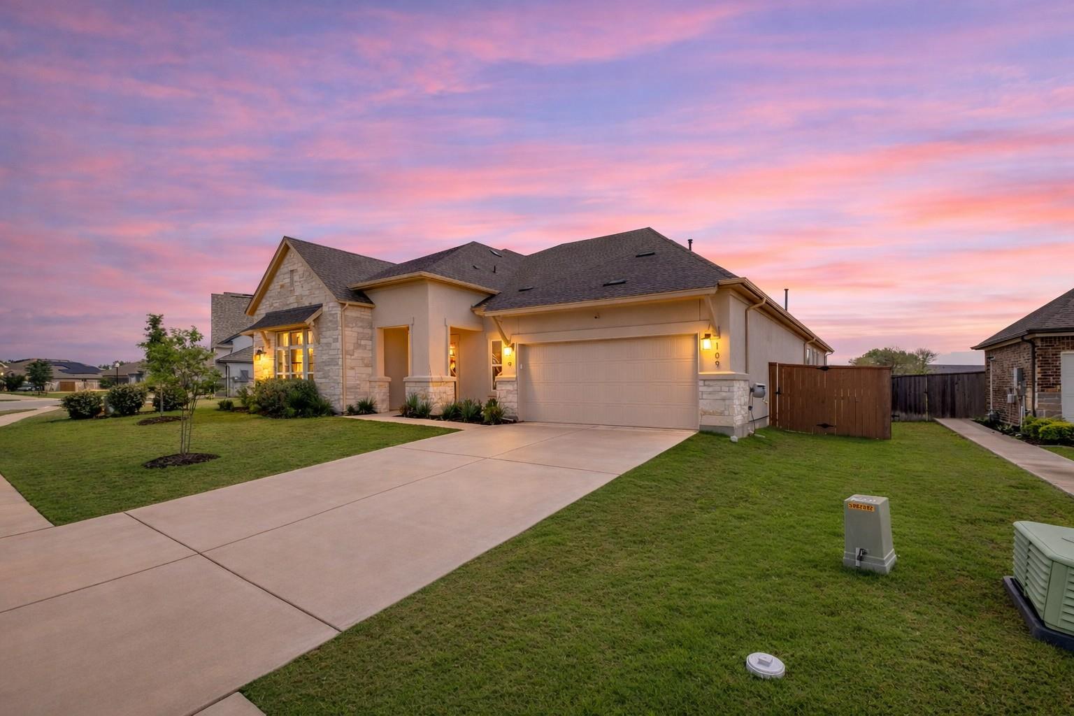 109 Isaac White DR, Bastrop, TX 78602