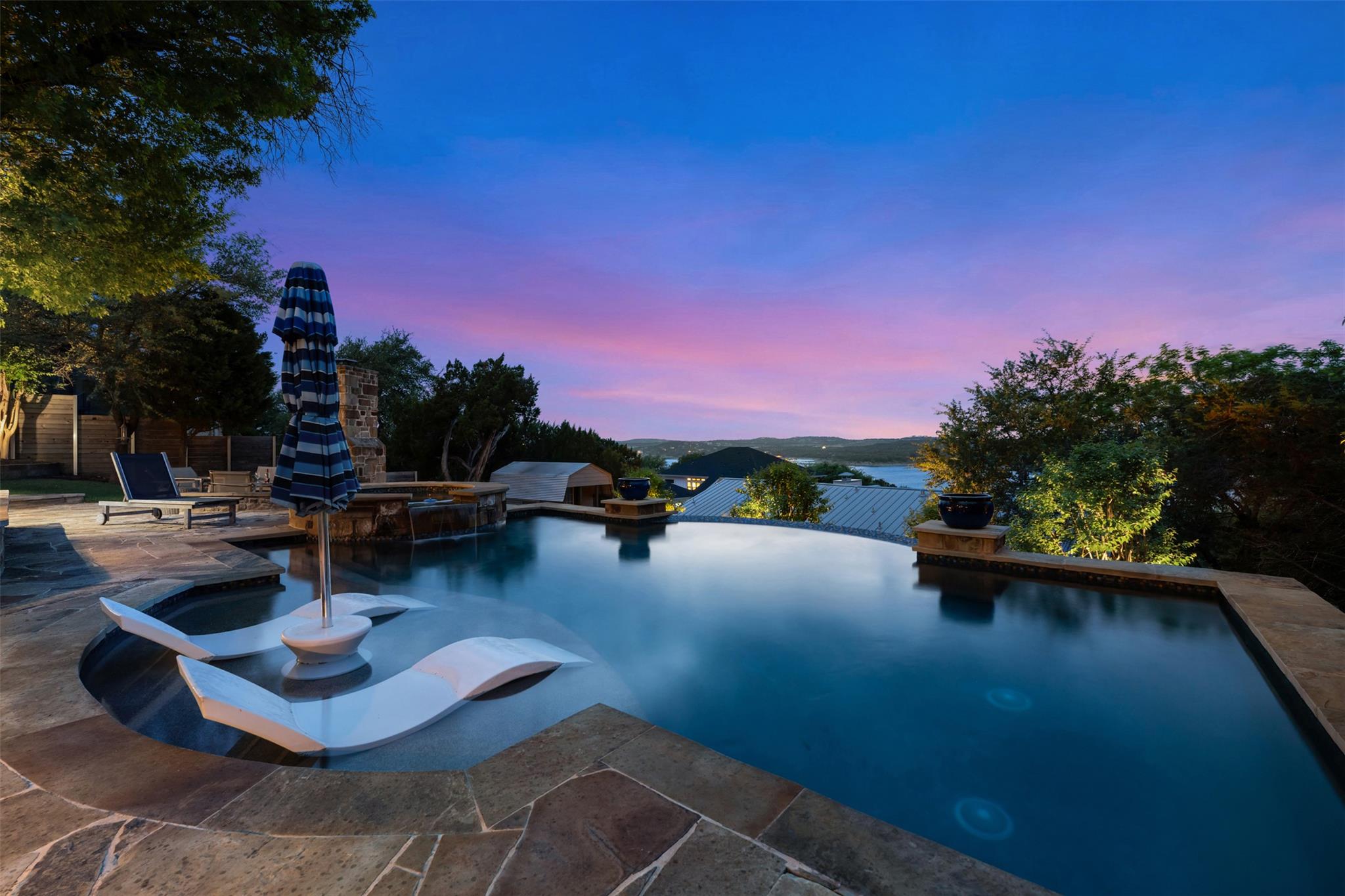 18944 Peckham DR, Lago Vista, TX 78645