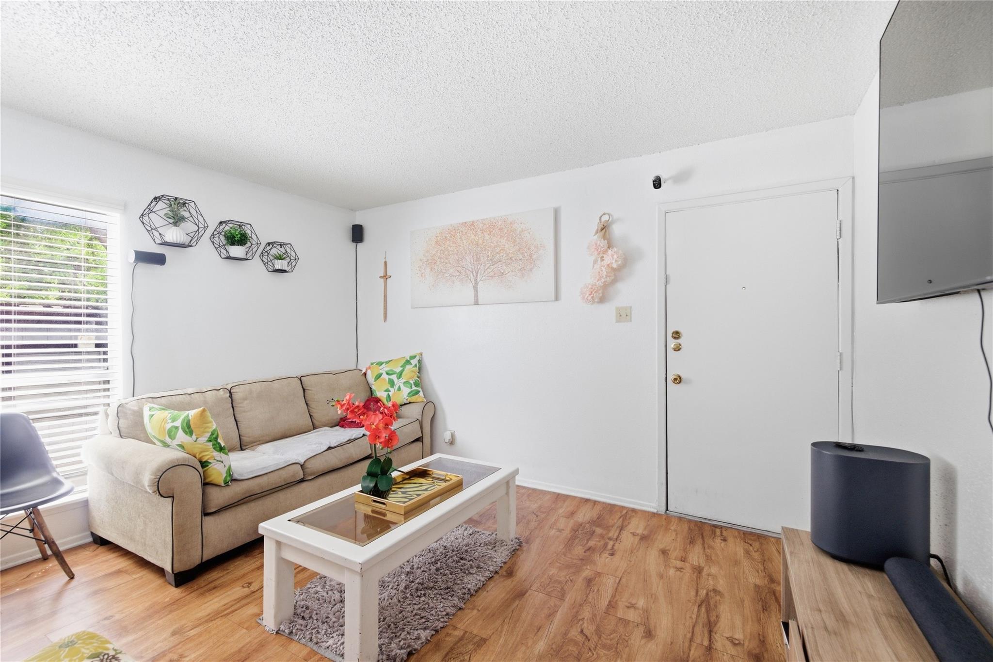 2801 Hemphill Pk #A201, Austin, TX 78705