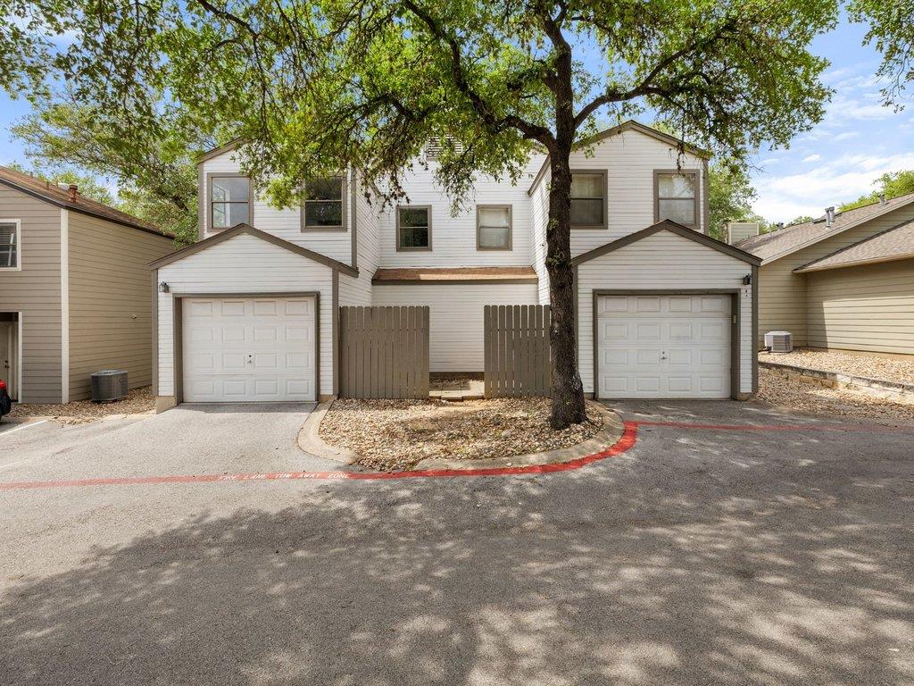 7825 Beauregard CIR #4, Austin, TX 78745