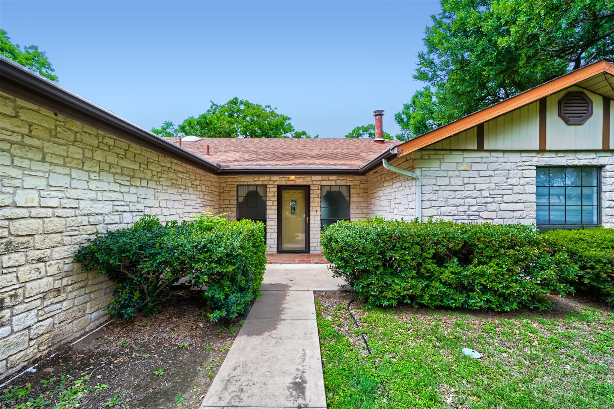1406 Highland DR, Marble Falls, TX 78654