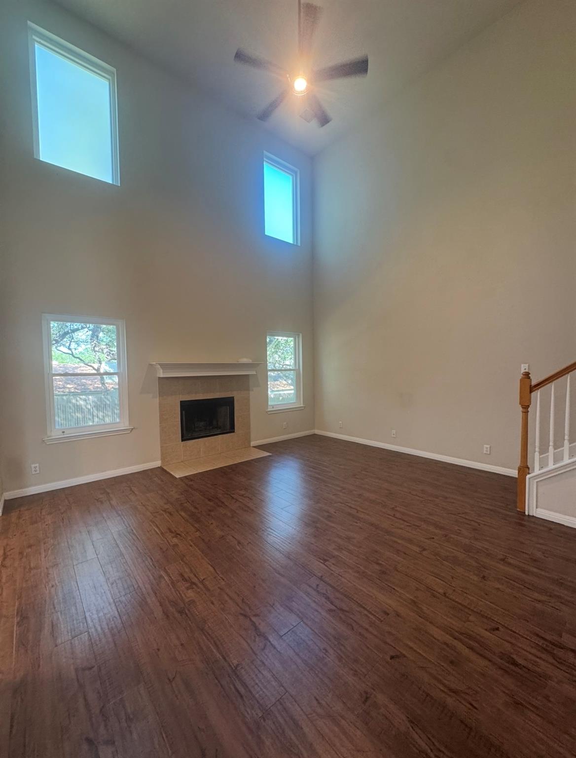 2037 Northview DR, San Marcos, TX 78666