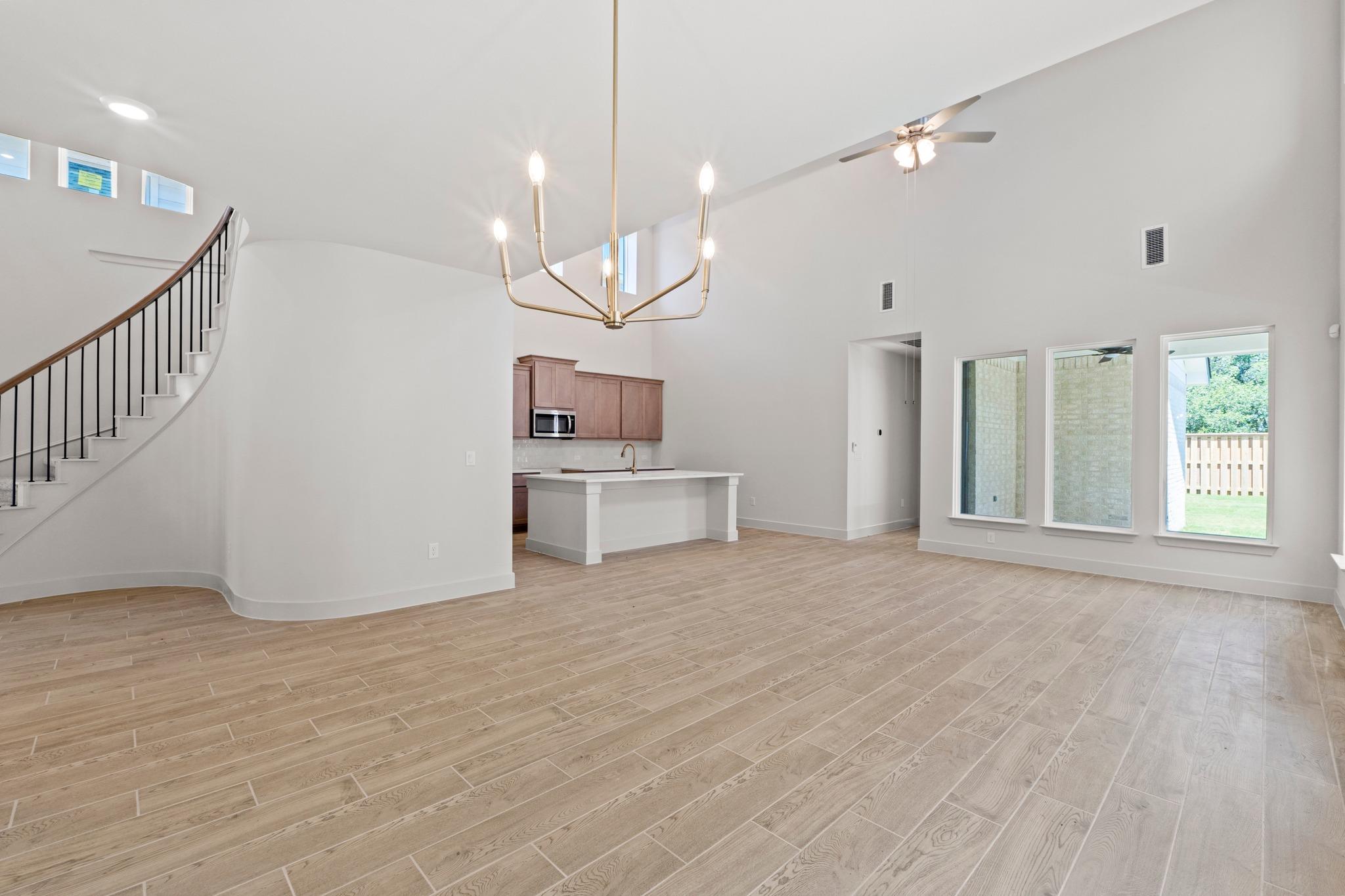 529 Buckaroo DR, Georgetown, TX 78633