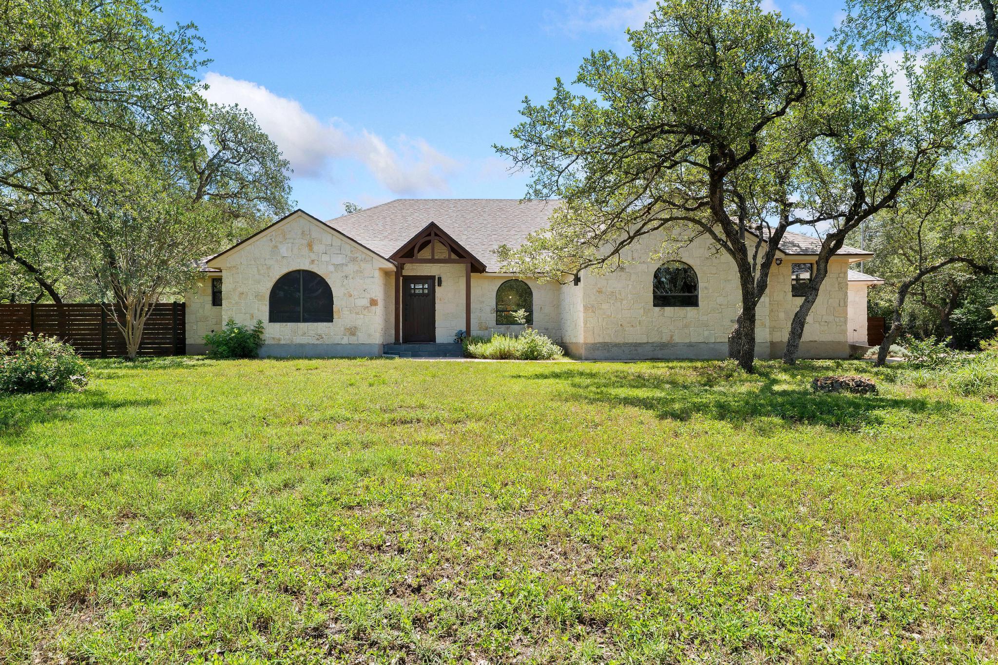 105 N Laurelwood DR, Austin, TX 78733
