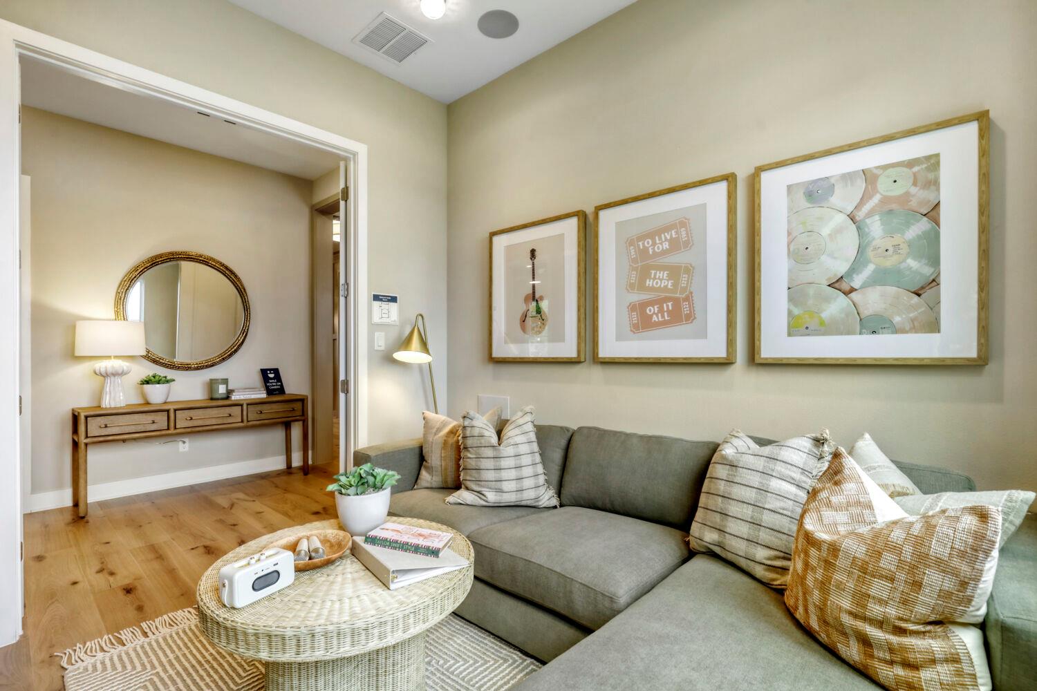 2319 Fielder DR, Georgetown, TX 78628