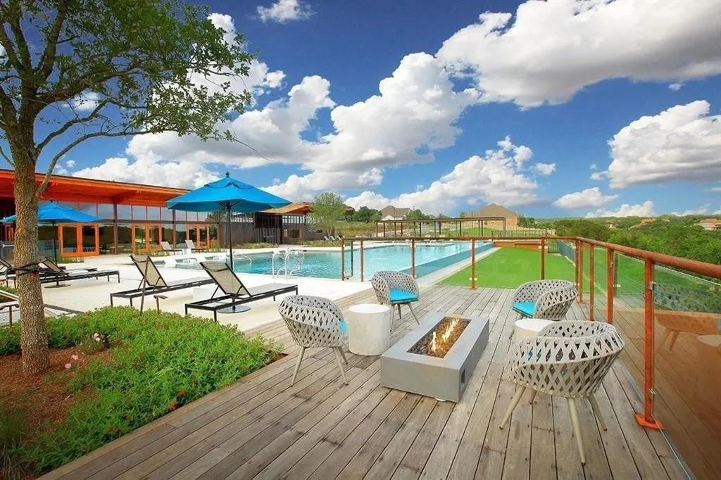 512 Sundance RDGS, Georgetown, TX 78628