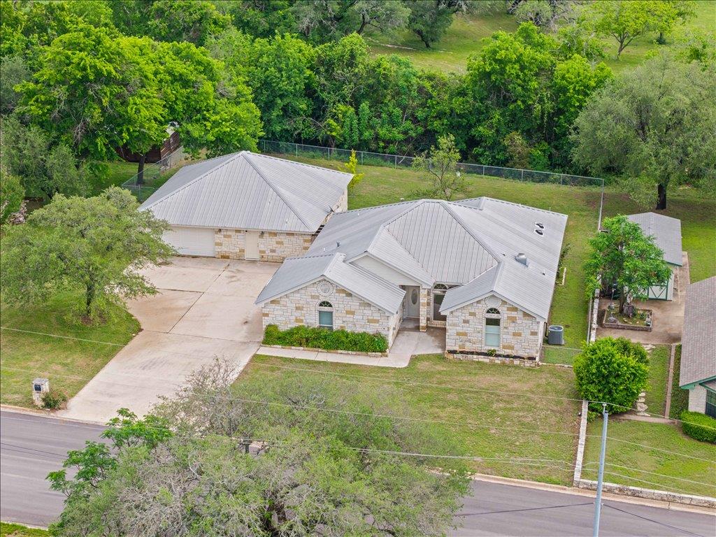 1703 Wofford DR, Burnet, TX 78611