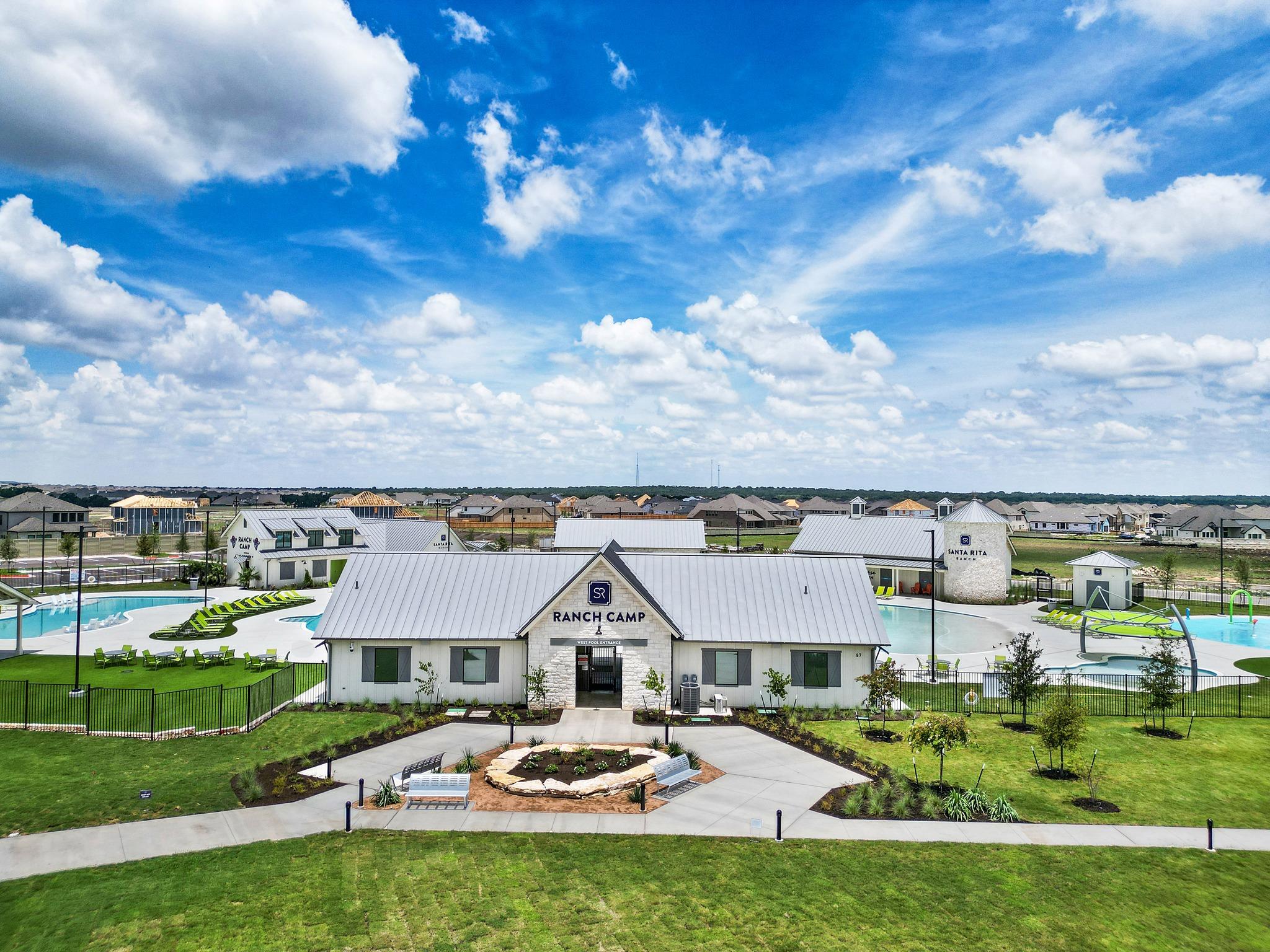 113 Dycus BND, Liberty Hill, TX 78642