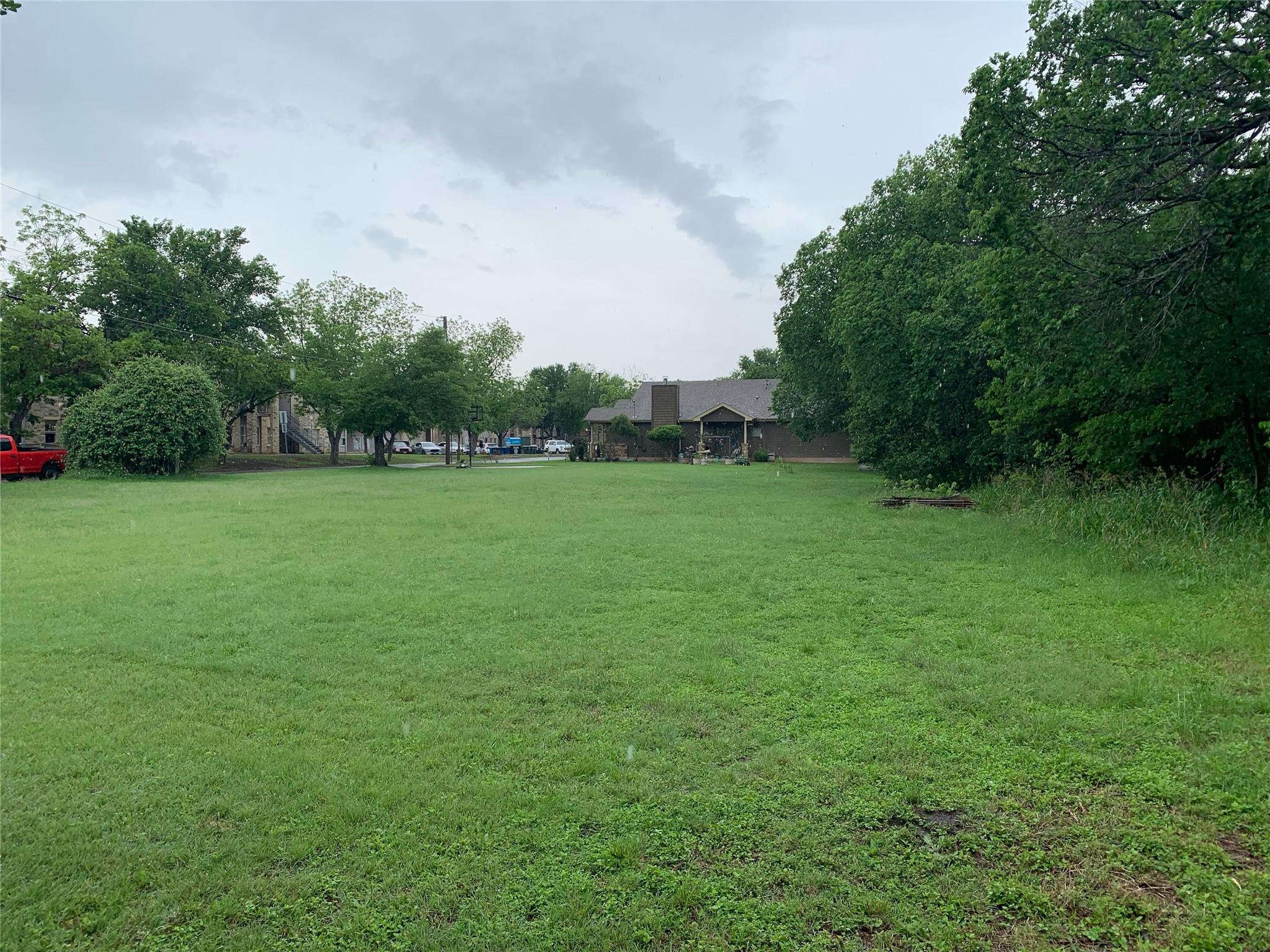 1112 E 8th ST, Georgetown, TX 78626