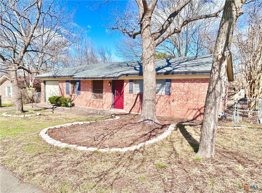 305 Carothers ST, Copperas Cove, TX 76522