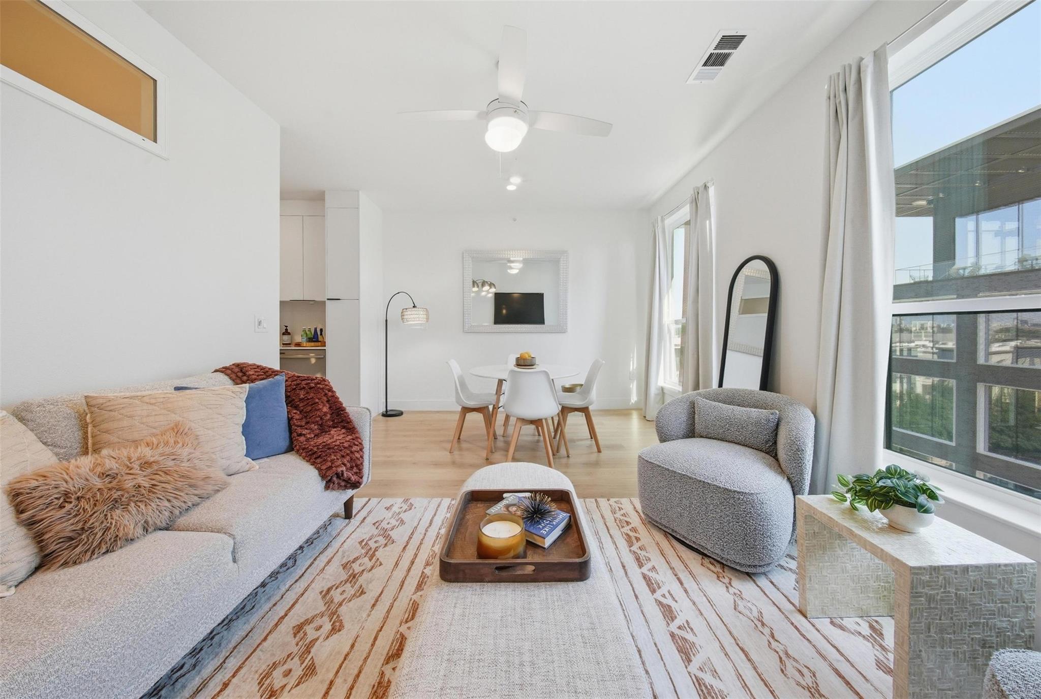 1701 Simond Ave #615, Austin, TX 78723