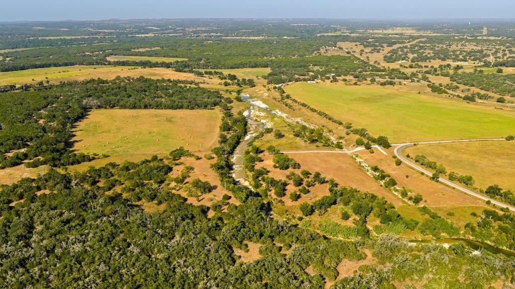 440 Chimney Valley RD, Blanco, TX 78606