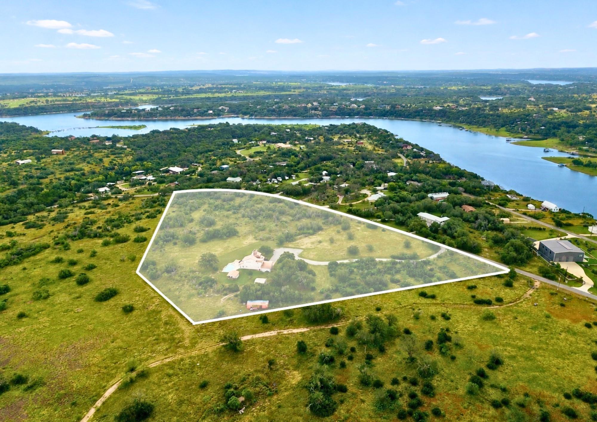 312 Paleface Point DR, Spicewood, TX 78669