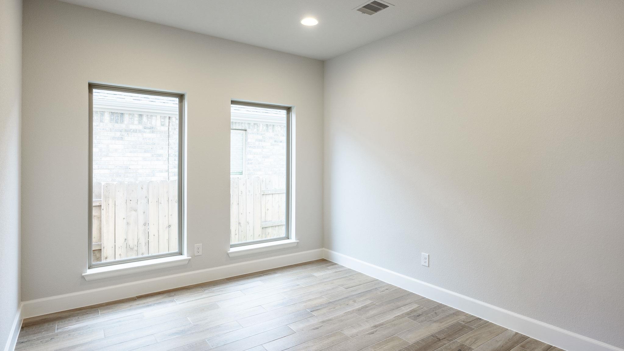 304 Royal Fern RD, Hutto, TX 78634
