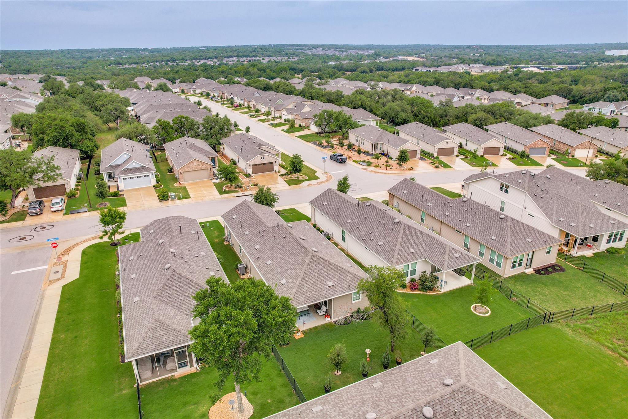 702 Saratoga LN, Georgetown, TX 78633