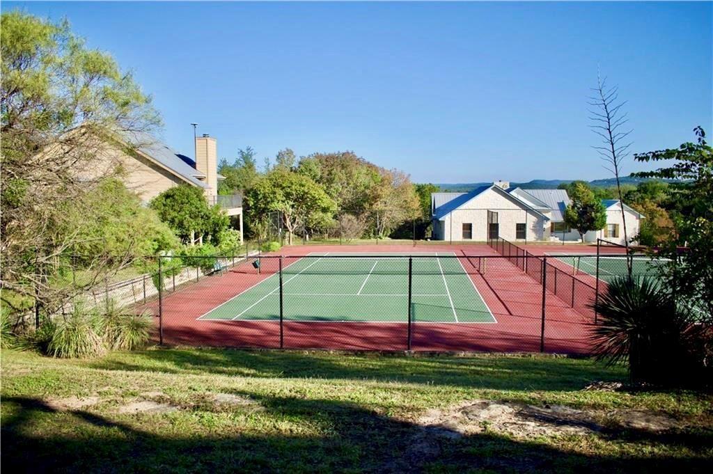 343 Harbor DR, Spicewood, TX 78669