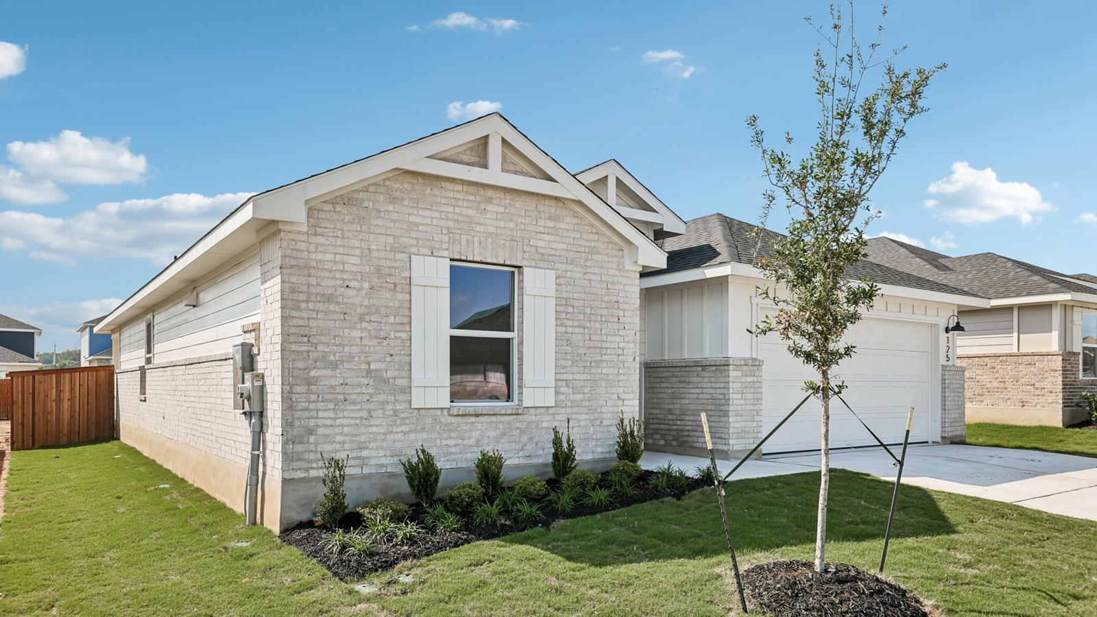 125 Southridge TRL, Marble Falls, TX 78654
