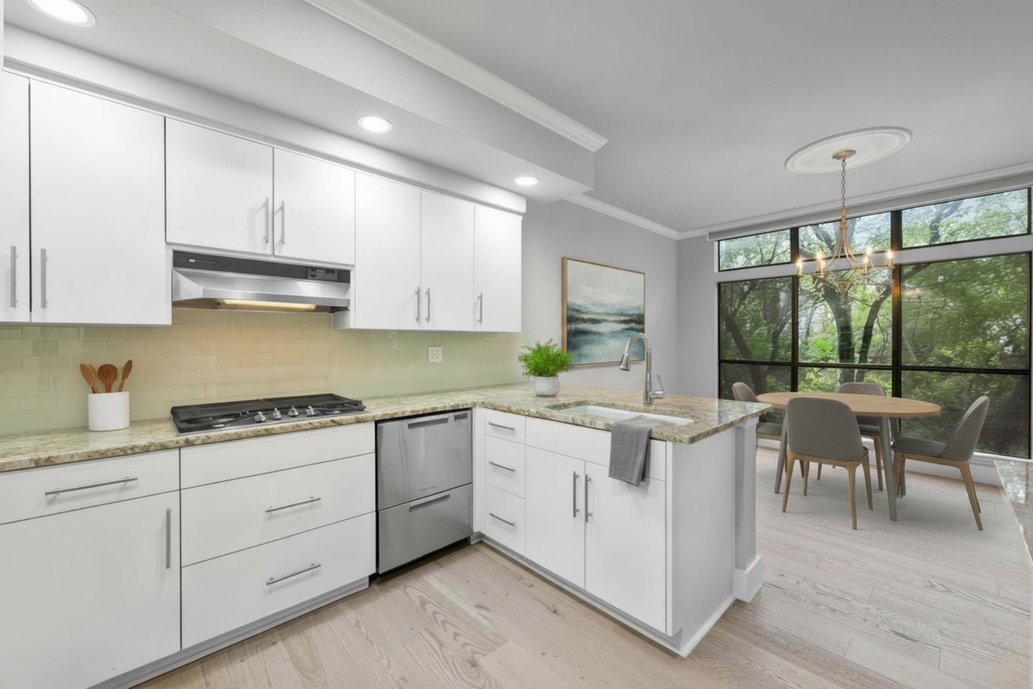 1000 Liberty Park DR #406, Austin, TX 78746