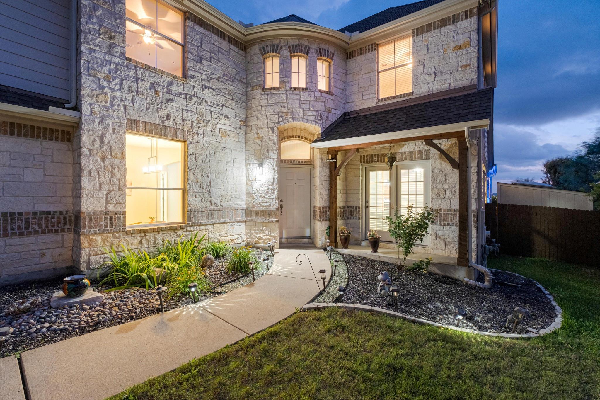 2409 Golden Gate Pk, Austin, TX 78732