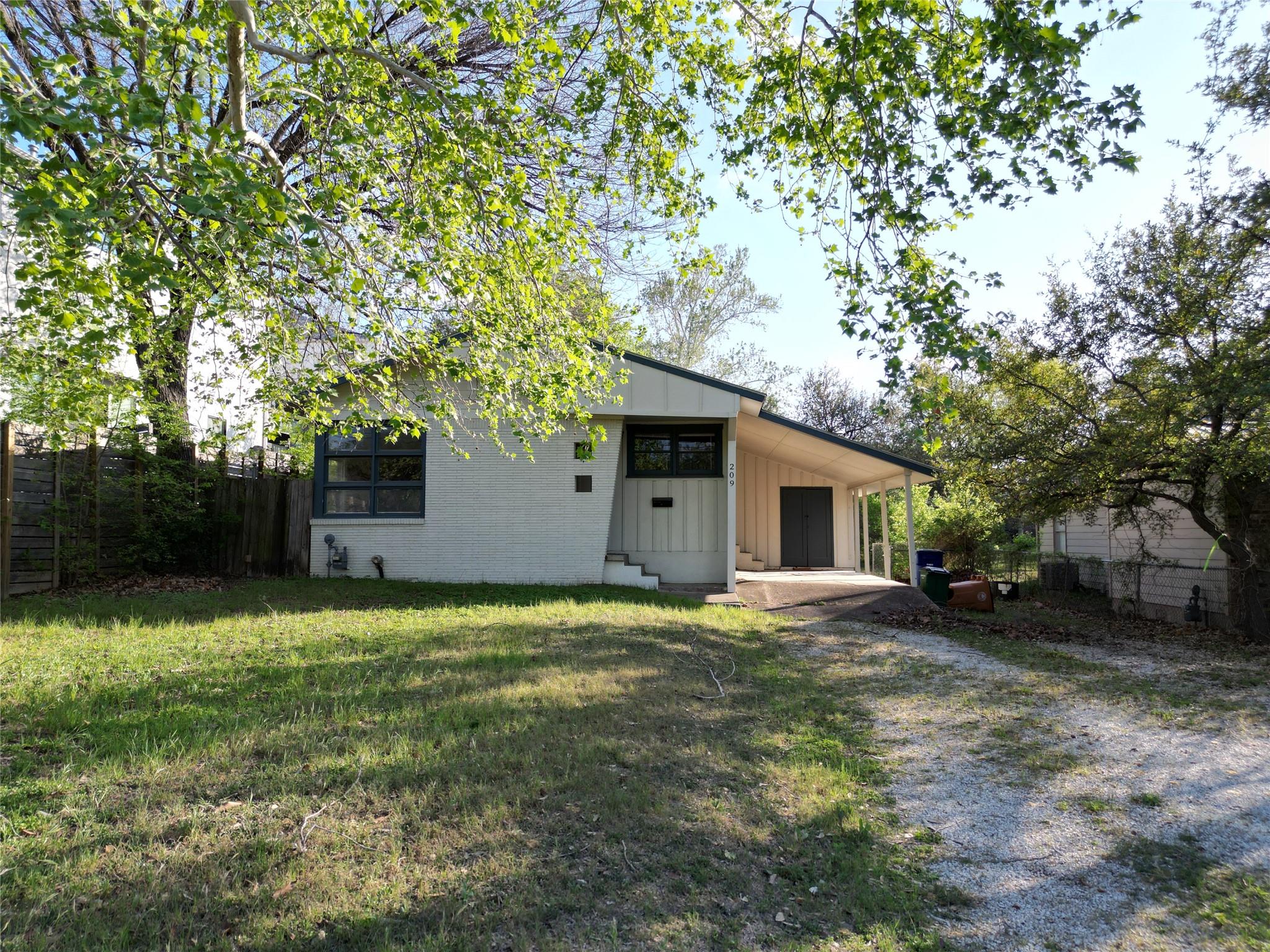 0 Woodward ST, Austin, TX 78704