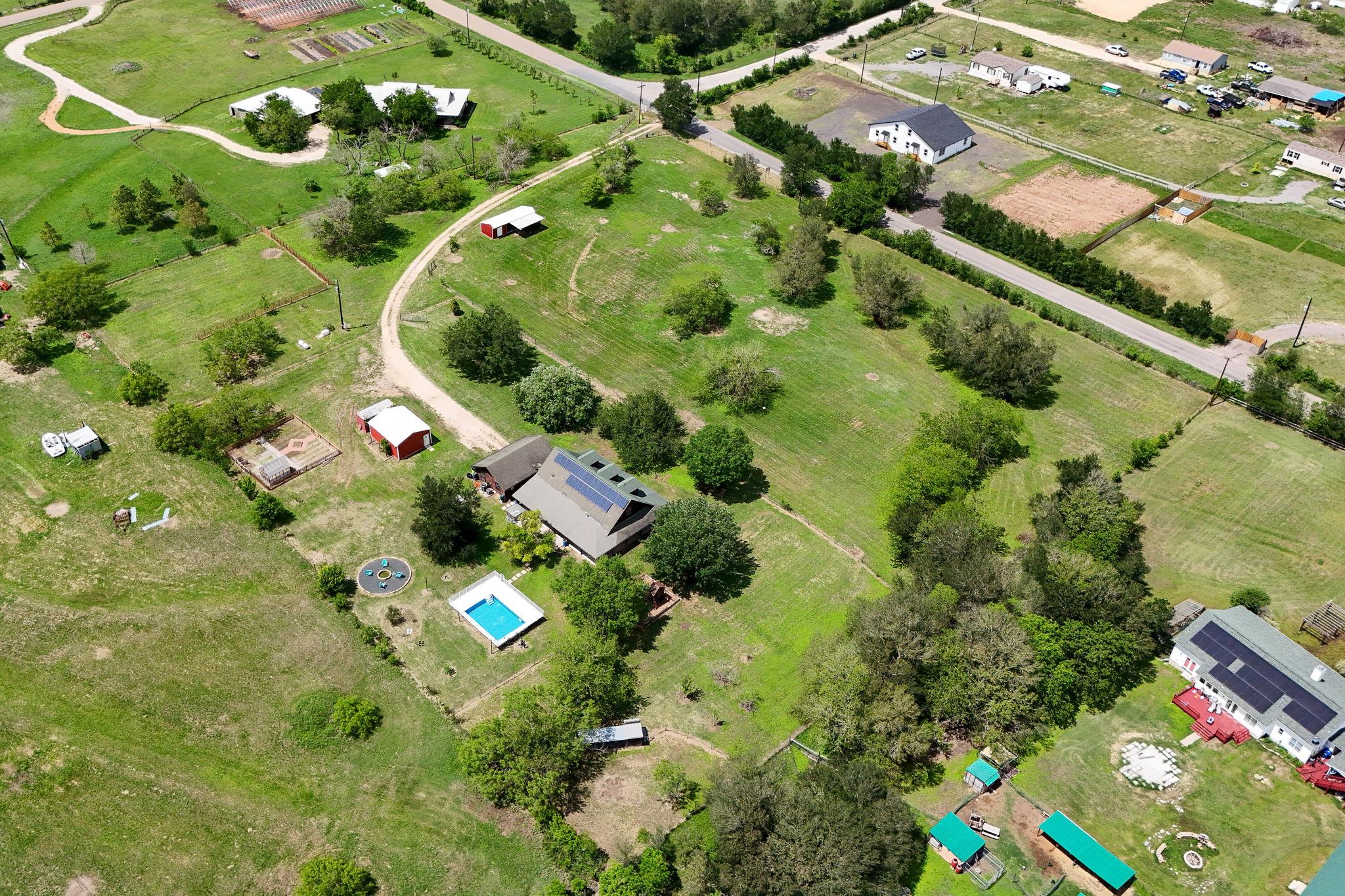571 Balch RD, Elgin, TX 78621