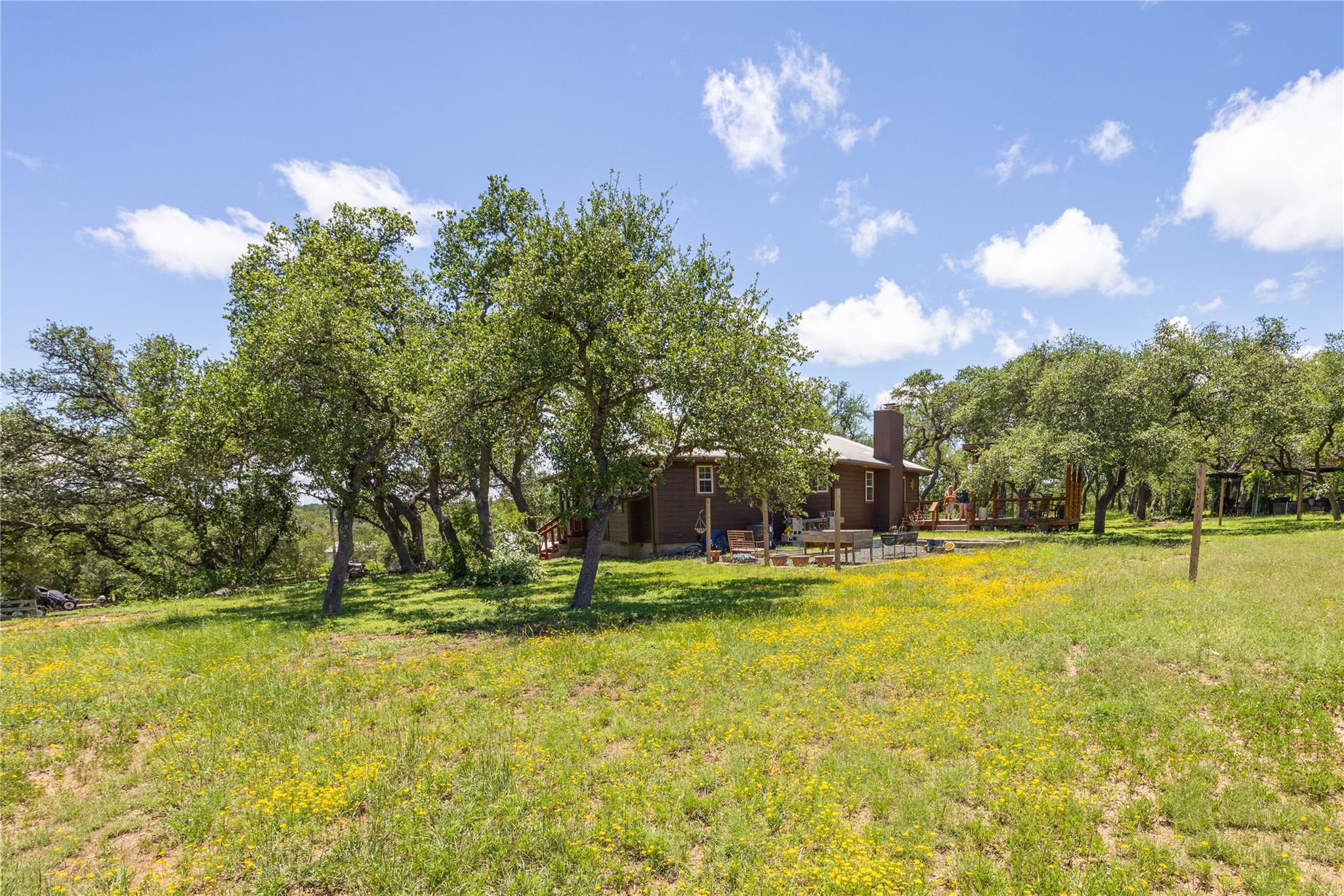 1645 Agarita DR, Fischer, TX 78623