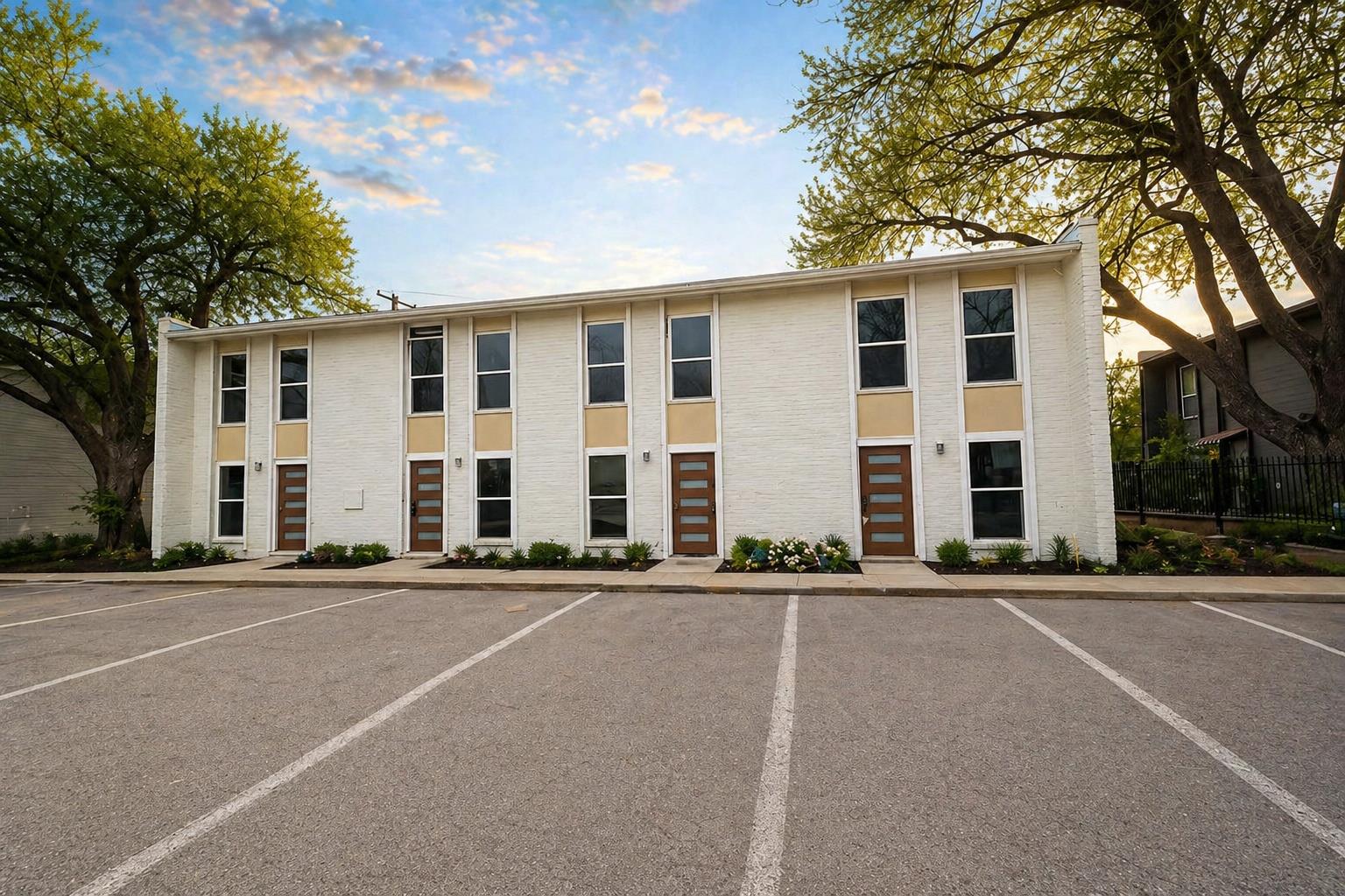 3814 Southway DR, Austin, TX 78704