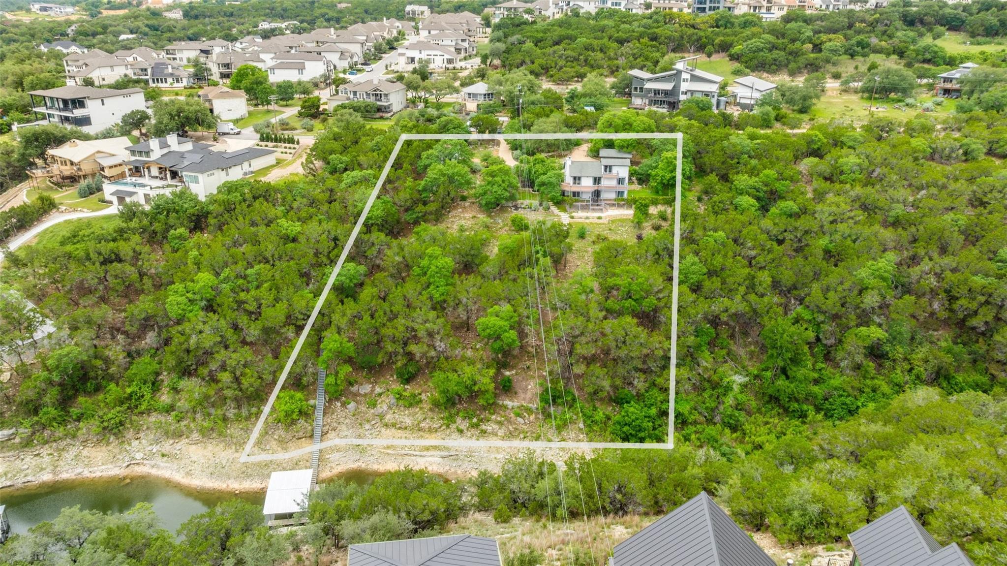19426 Fisher LN, Spicewood, TX 78669