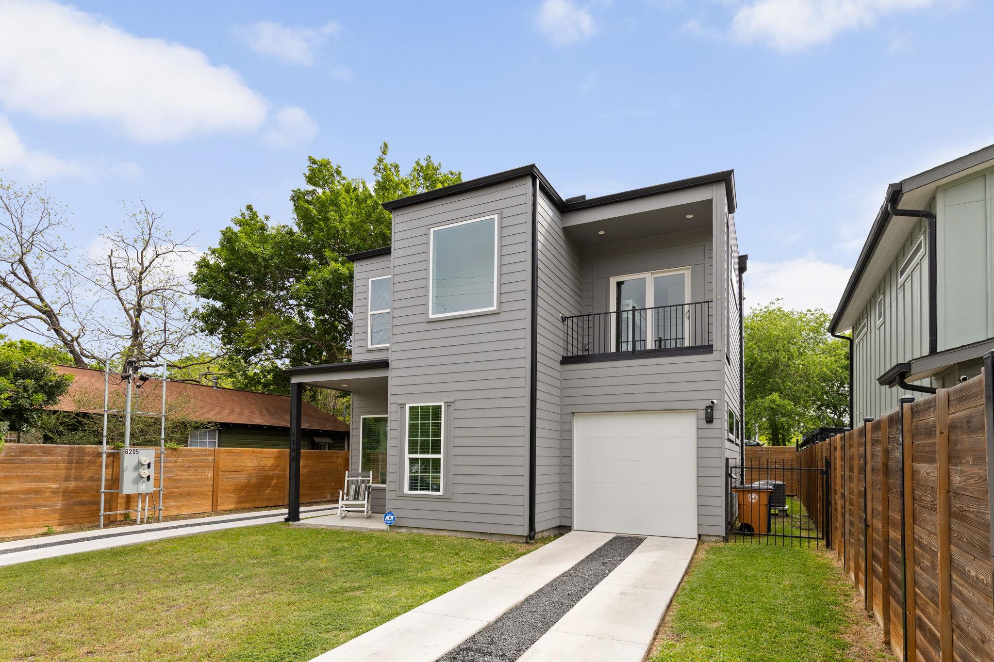 6205 Caddie ST #1 & 2, Austin, TX 78741