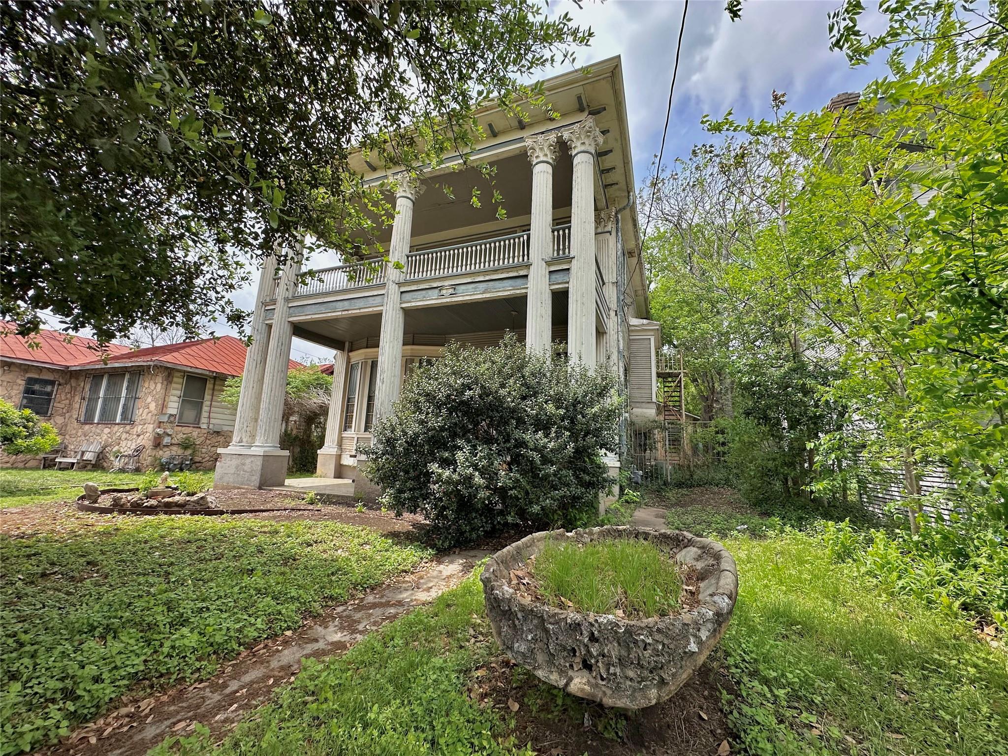 727 N Pine ST, San Antonio, TX 78202