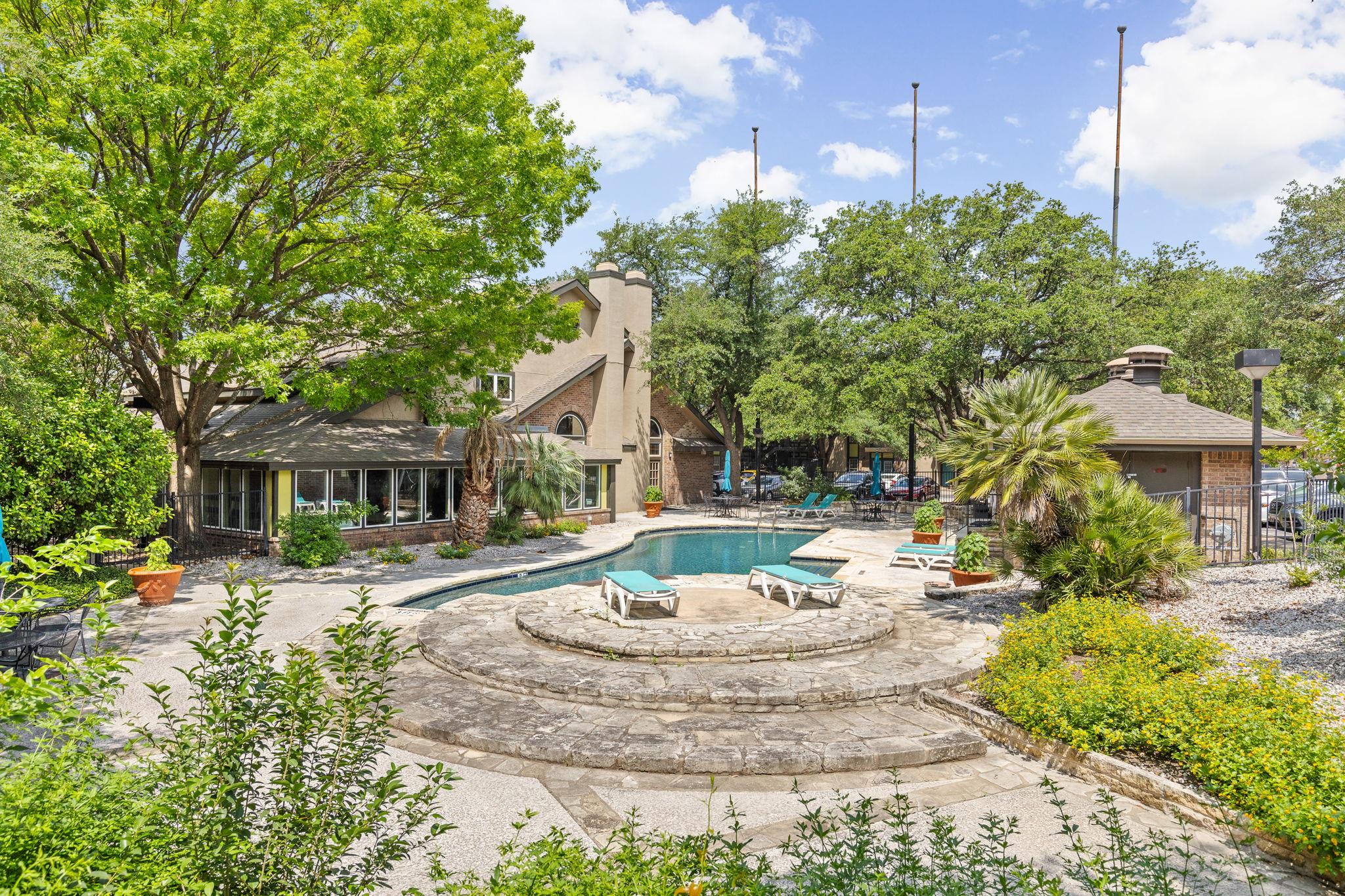 7685 Northcross DR #1006, Austin, TX 78757