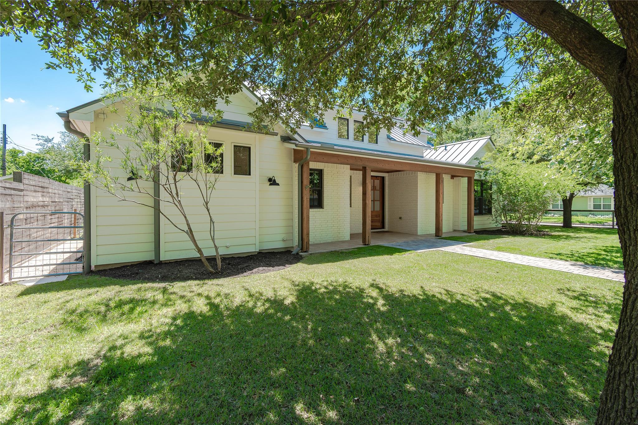 5805 Chesterfield Ave, Austin, TX 78752