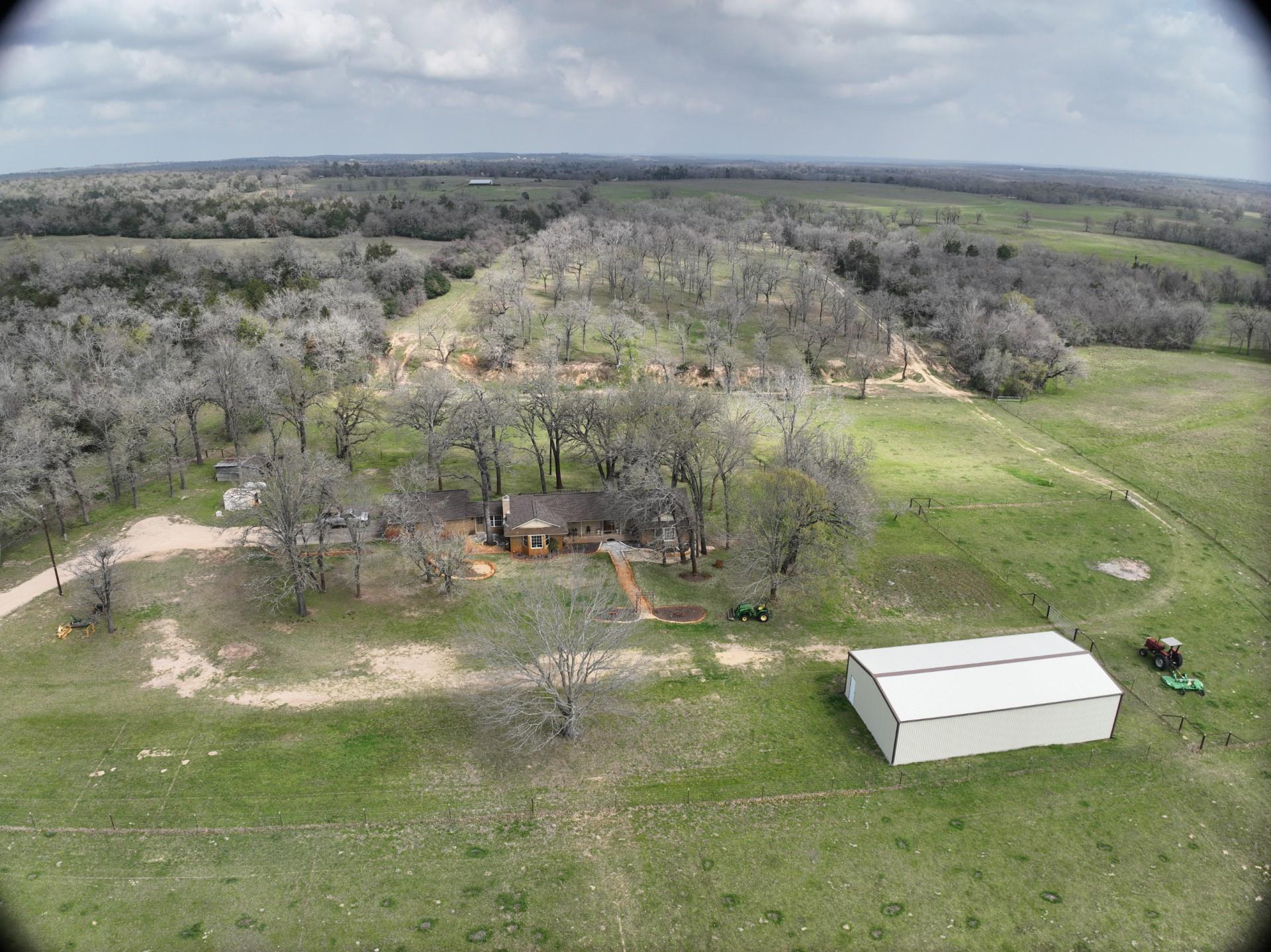 913 Cr 237, Cameron, TX 76520