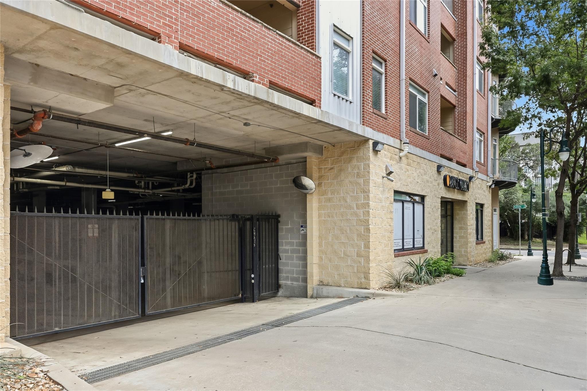 910 W 25th ST #507, Austin, TX 78705