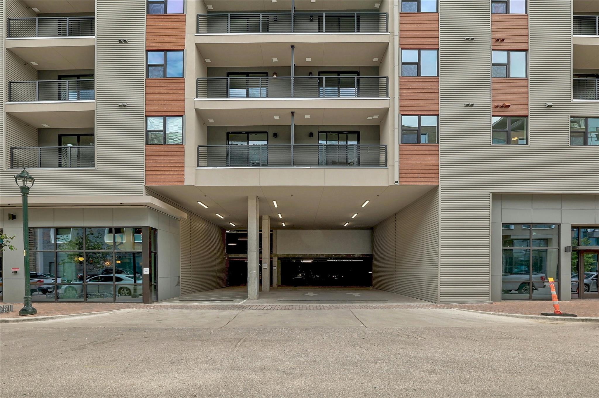 1701 Simond Ave #327, Austin, TX 78723